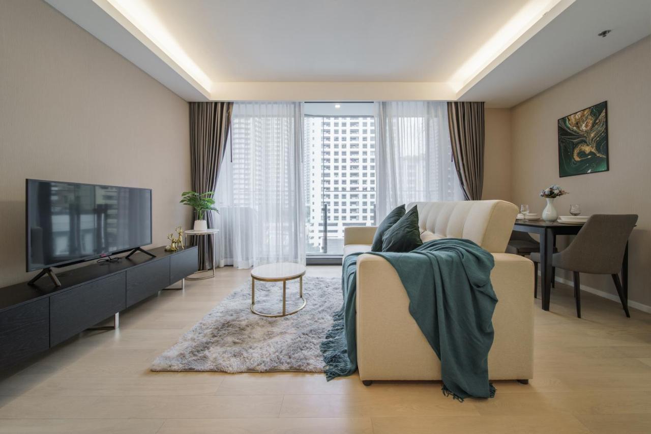 Апартаменты Sukhumvit 11#Luxury#Pool#Gym#Bts Nana&Mrt Sukhumvit#1Br#Max2Ppl Бангкок Экстерьер фото