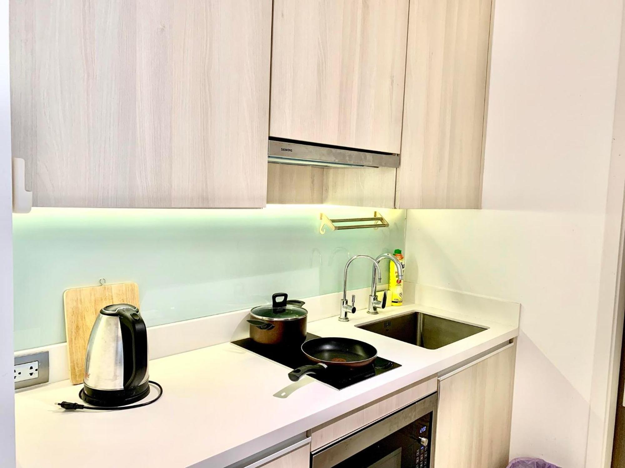 Апартаменты Sukhumvit 11#Luxury#Pool#Gym#Bts Nana&Mrt Sukhumvit#1Br#Max2Ppl Бангкок Экстерьер фото