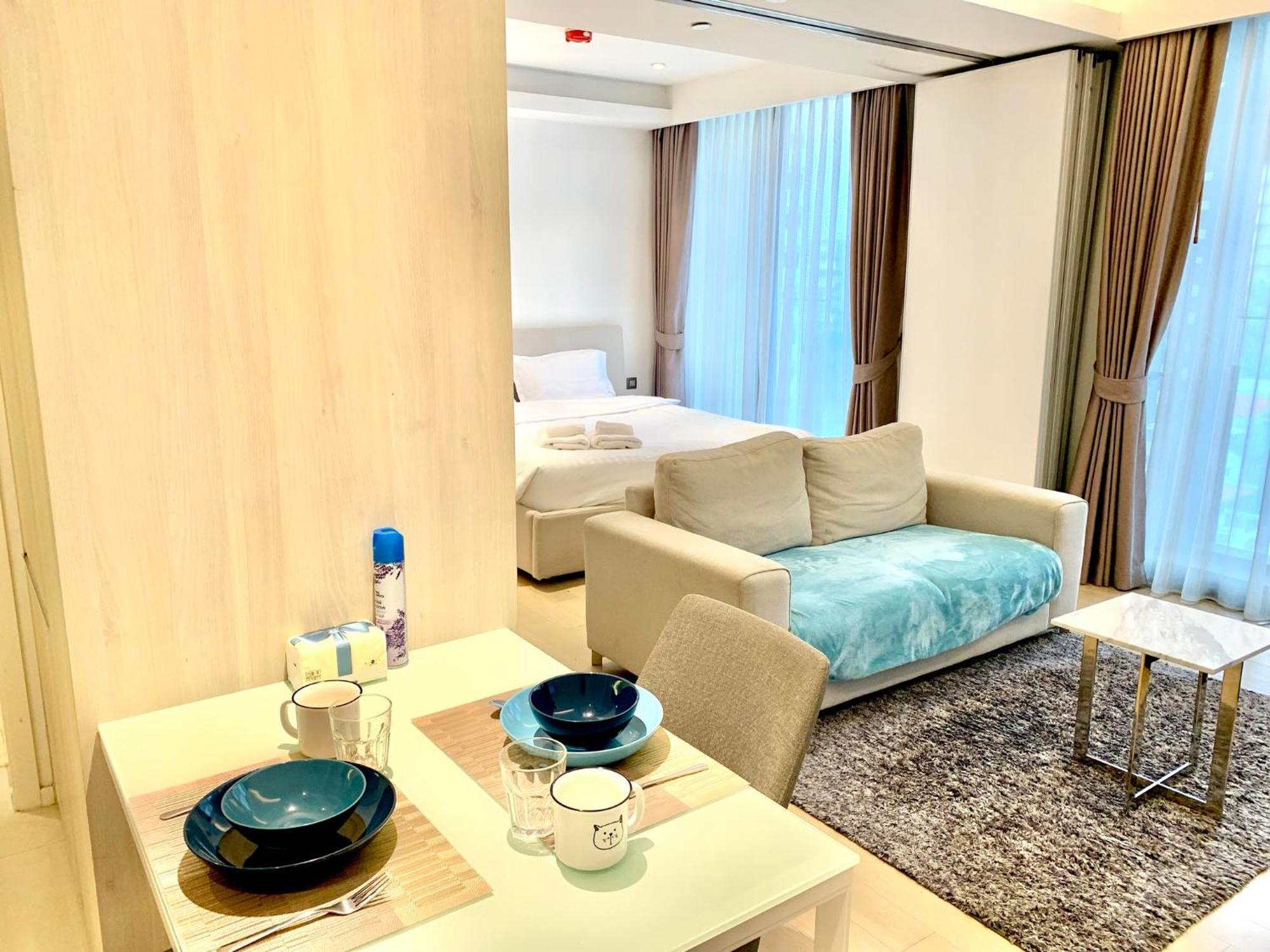 Апартаменты Sukhumvit 11#Luxury#Pool#Gym#Bts Nana&Mrt Sukhumvit#1Br#Max2Ppl Бангкок Экстерьер фото