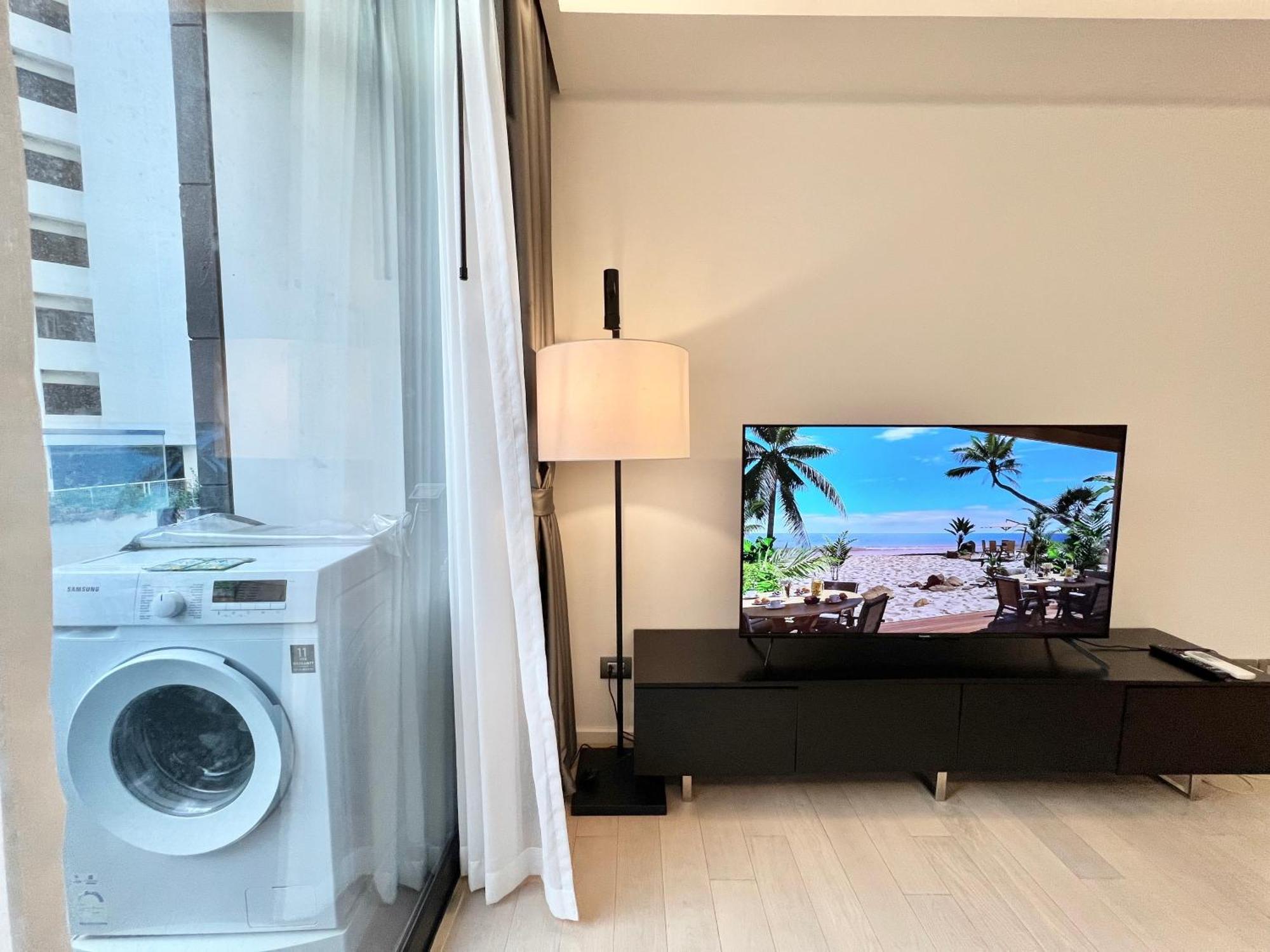 Апартаменты Sukhumvit 11#Luxury#Pool#Gym#Bts Nana&Mrt Sukhumvit#1Br#Max2Ppl Бангкок Экстерьер фото