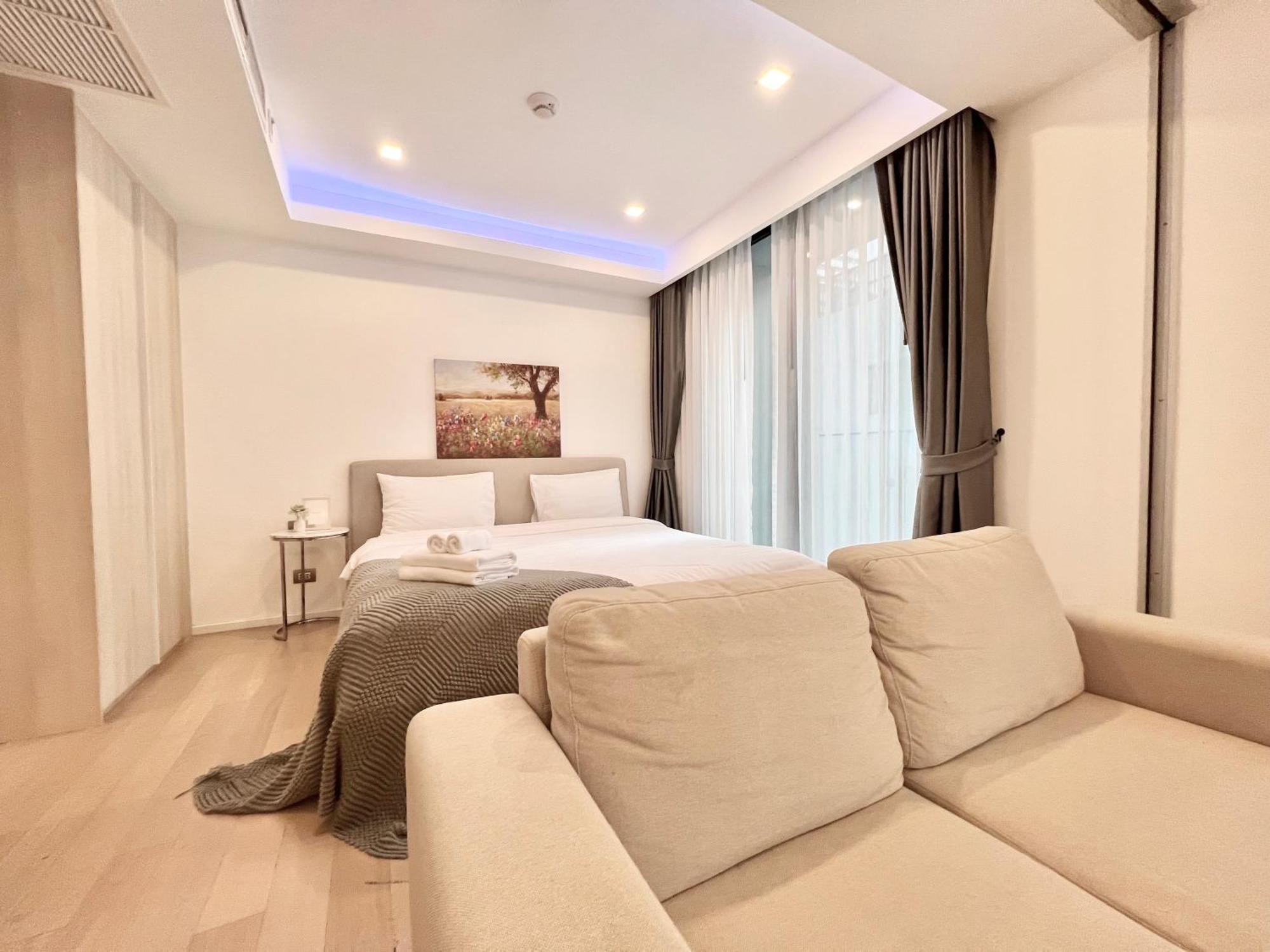 Апартаменты Sukhumvit 11#Luxury#Pool#Gym#Bts Nana&Mrt Sukhumvit#1Br#Max2Ppl Бангкок Экстерьер фото