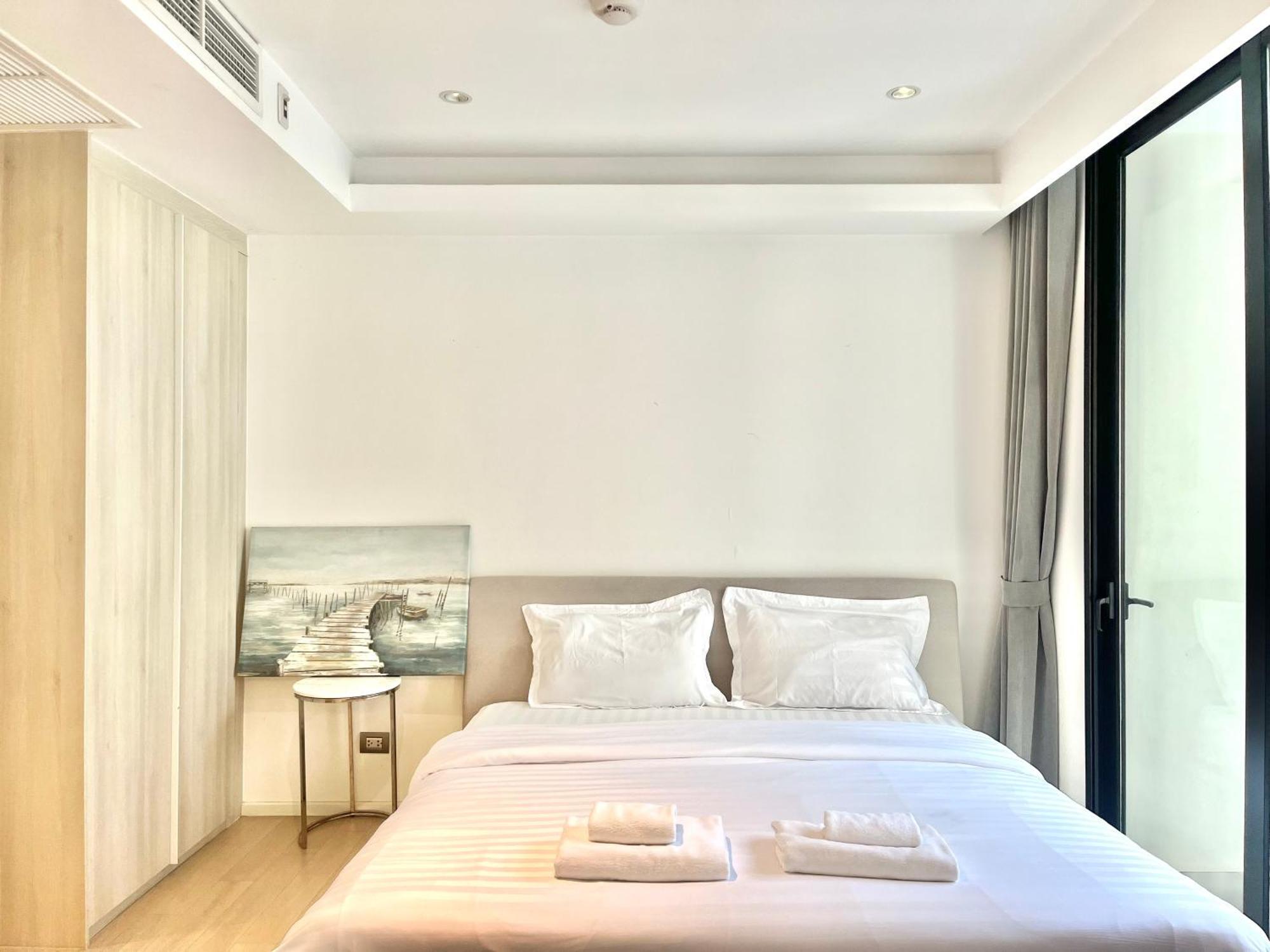 Апартаменты Sukhumvit 11#Luxury#Pool#Gym#Bts Nana&Mrt Sukhumvit#1Br#Max2Ppl Бангкок Экстерьер фото